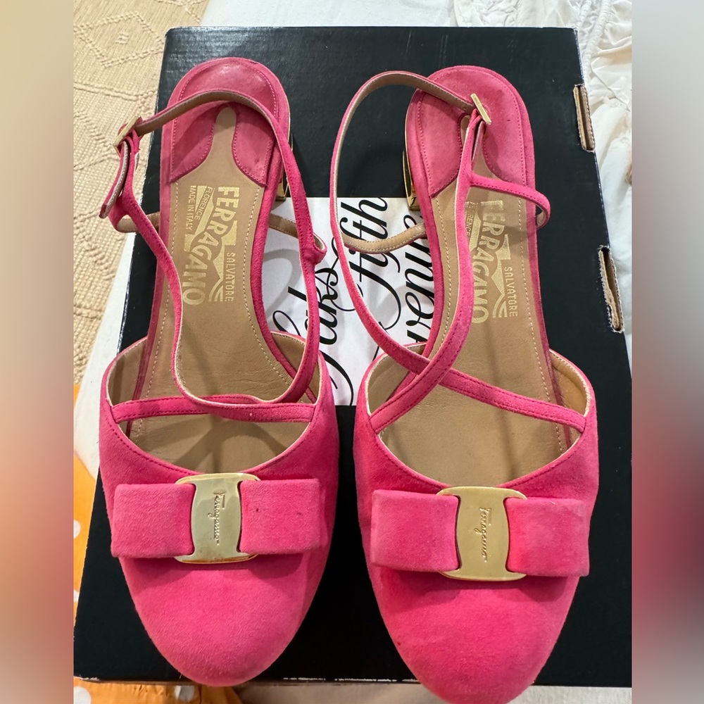 Felma Vara Bow Accent Slingback in Framboise (pink)